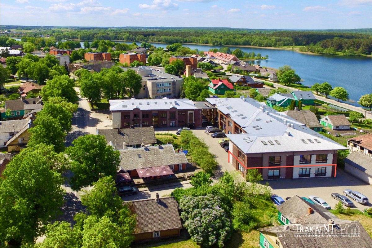 Parduodama Pilnai Įrengta Klinika Trakų