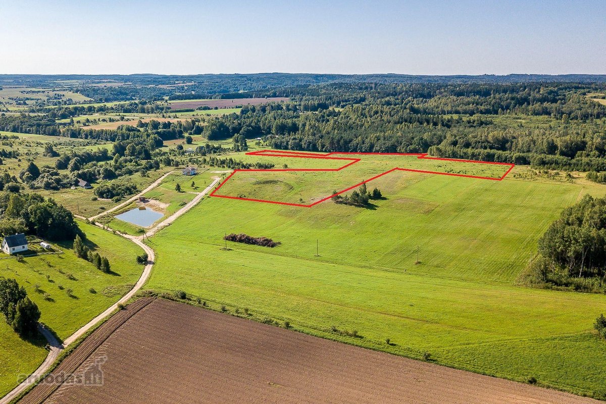 Parduodamas 376 arų sklypas Bareikiškių kaime