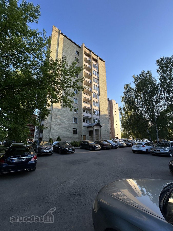 Parduodamas 2 Kambarių Butas Žaliakalnyje, J.