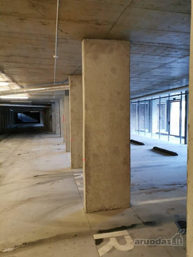 Lucky Homes namų komplekse išnuomojamas parkingas. - nuotraukos Nr. 2