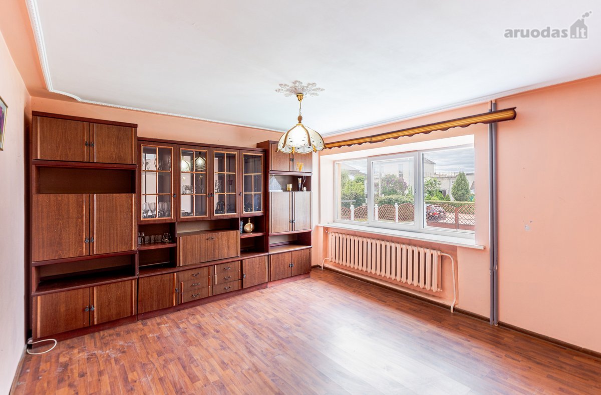 Parduodamas erdvus 5 k., 166,61m2 , 2-jų