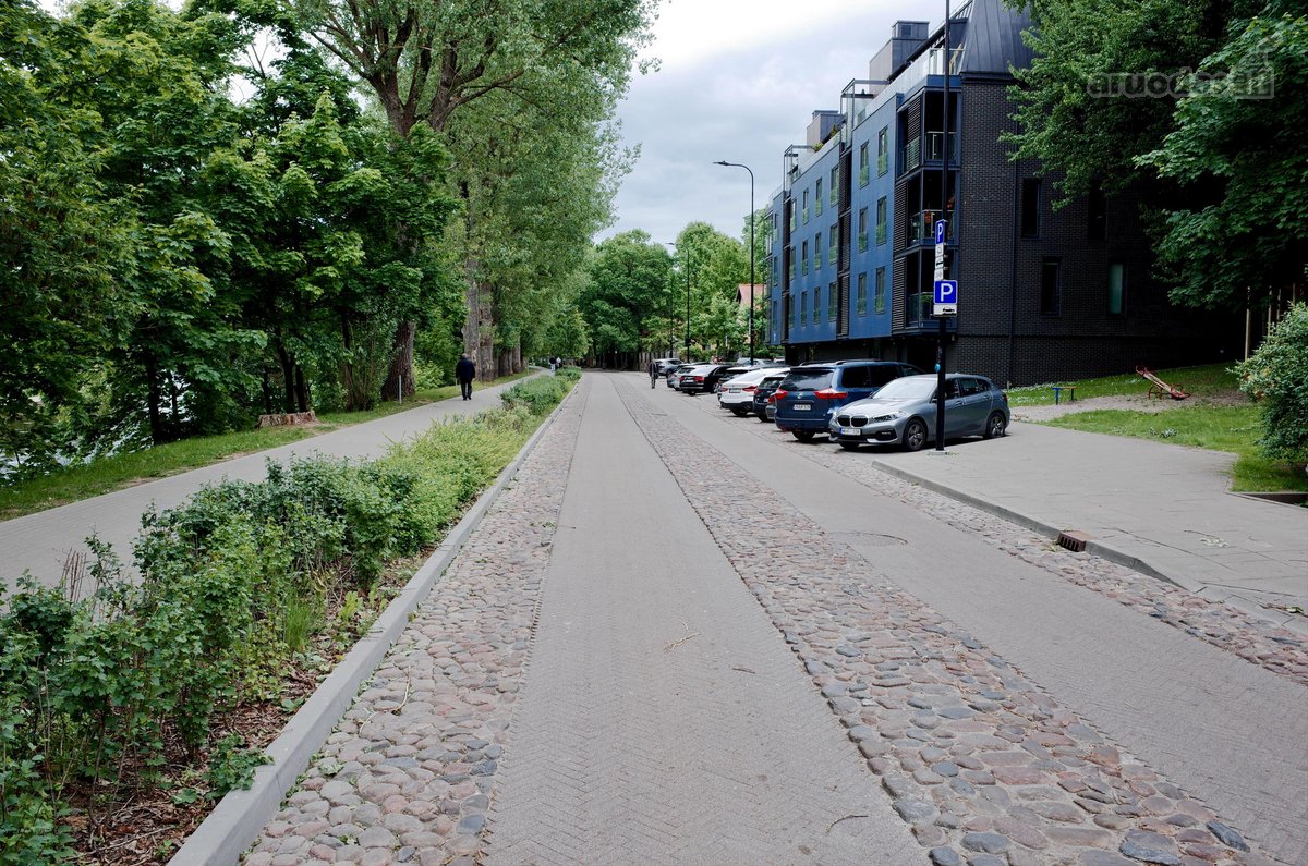 Parduodamas erdvus dviejų kambarių butas - nuotraukos Nr. 11