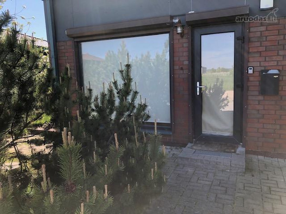 Parduodamas tvarkingas, erdvus 2 kambarių