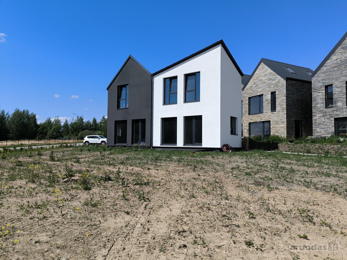 Balta kotedžo pusė tik 160000 Eur. - nuotraukos Nr. 18
