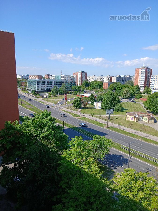1 Kambario Butas Su Rūsiu Karoliniškėse Su