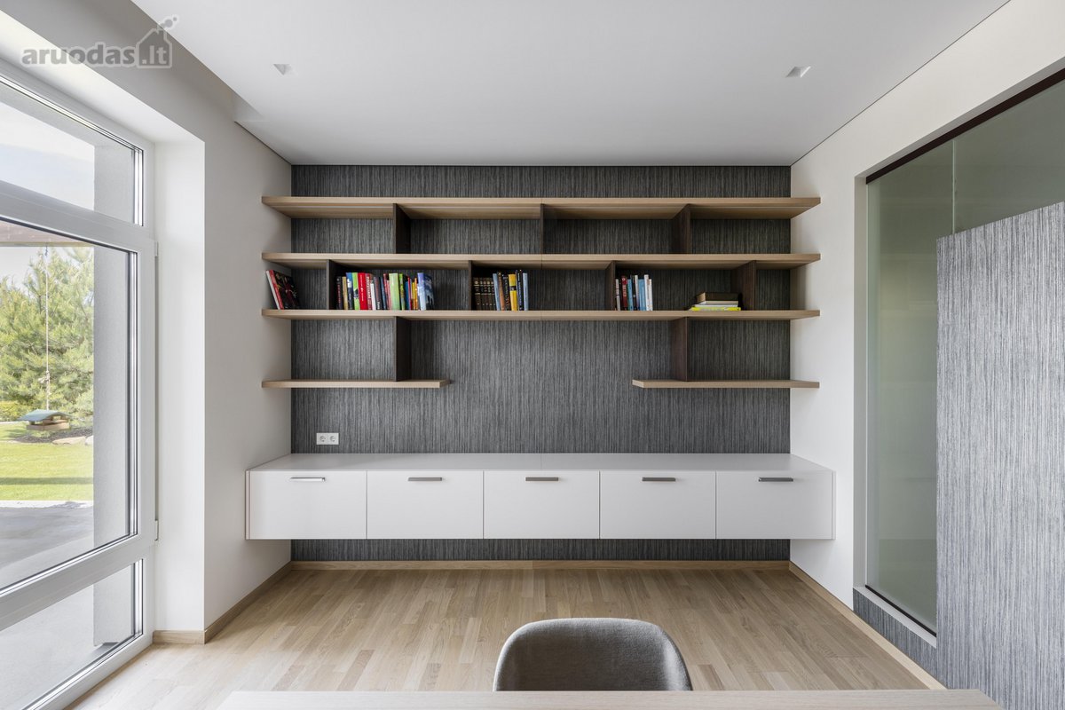 Išskirtinės architektūros namas prie upės - nuotraukos Nr. 22