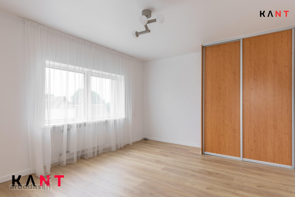 Naujiena - kapitaliai atnaujintas 7 kambarių, - nuotraukos Nr. 22