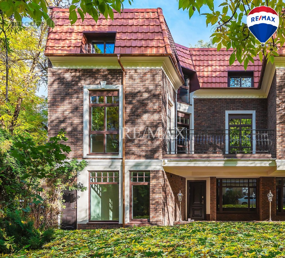 Exclusive Townhouse in the Heart of Vilnius