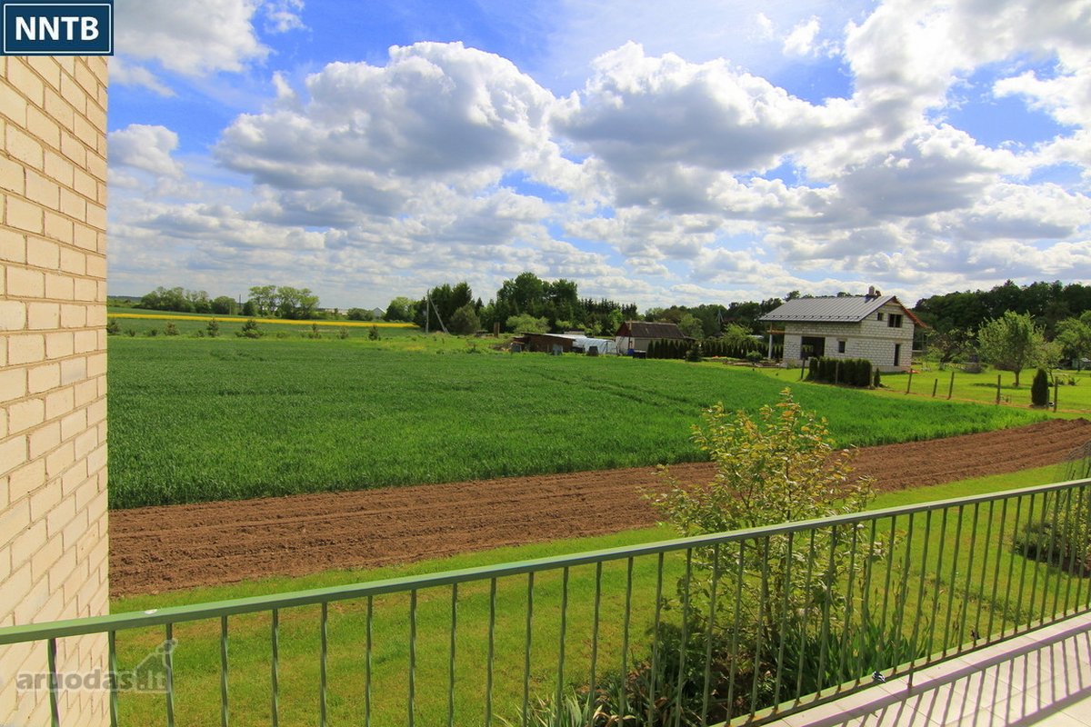Parduodama išpuoselėta sodyba, 1,66 ha žemės - nuotraukos Nr. 13