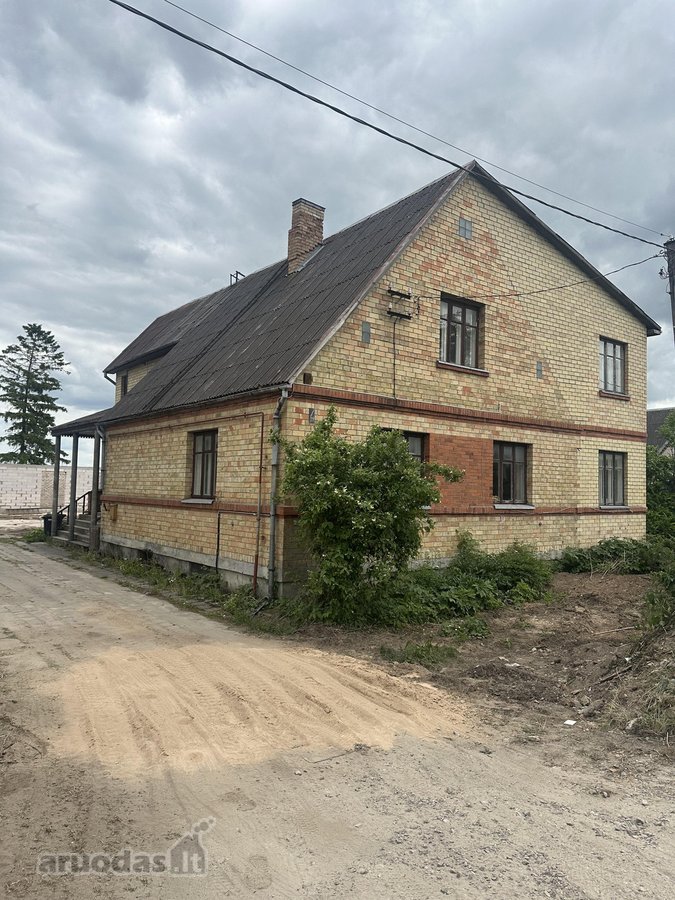 Parduodamas 2 Aukštų Namas Panevėžio Mieste-
