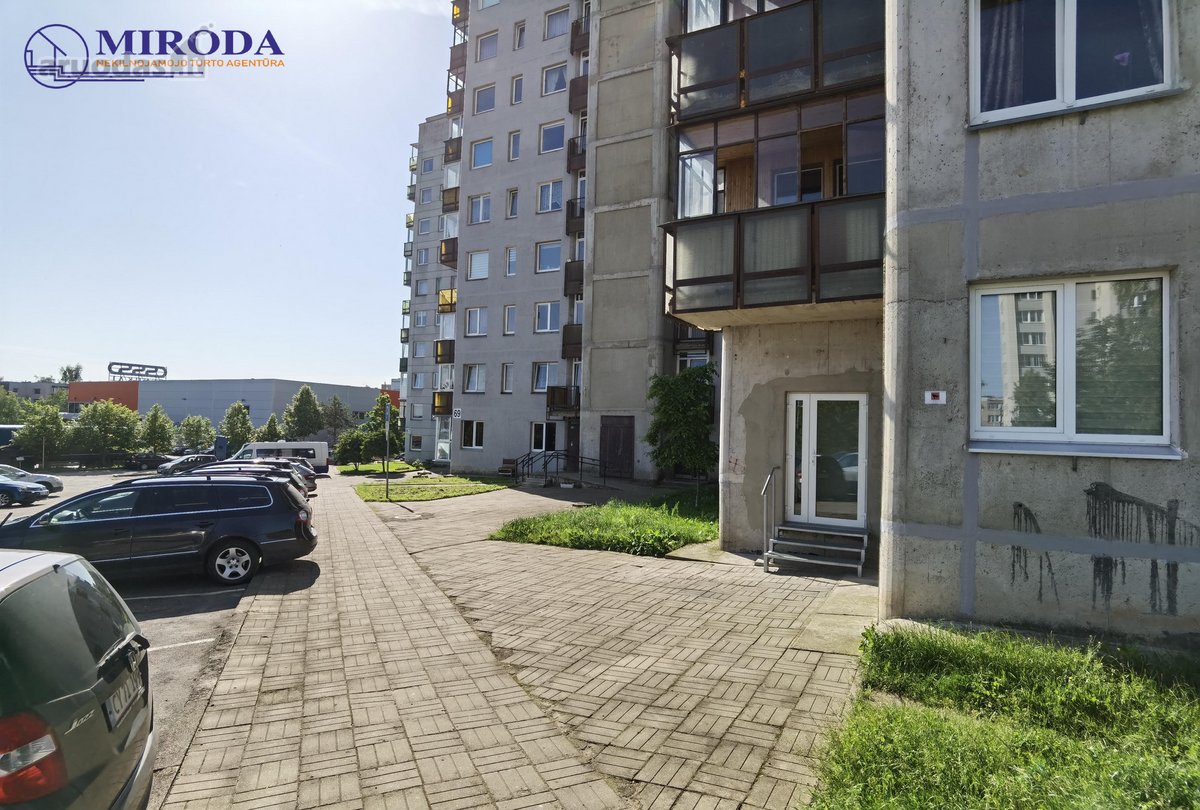 I-as aukštas, atskiras įėjimas, prekybos,