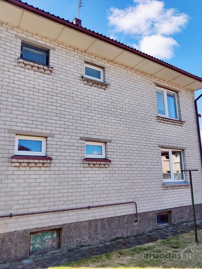 Dviejų aukštų gyvenamosios paskirties namas. - nuotraukos Nr. 2