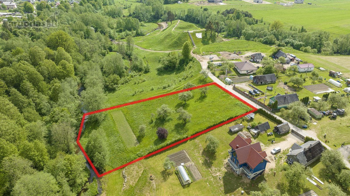 Parduodamas 43 arų namų valdos sklypas