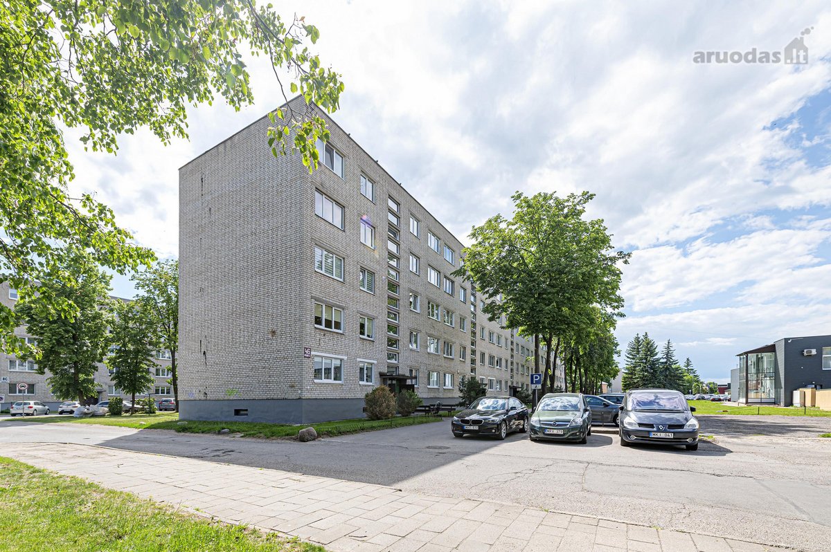 Parduodamas šviesus ir jaukus 3 kambarių