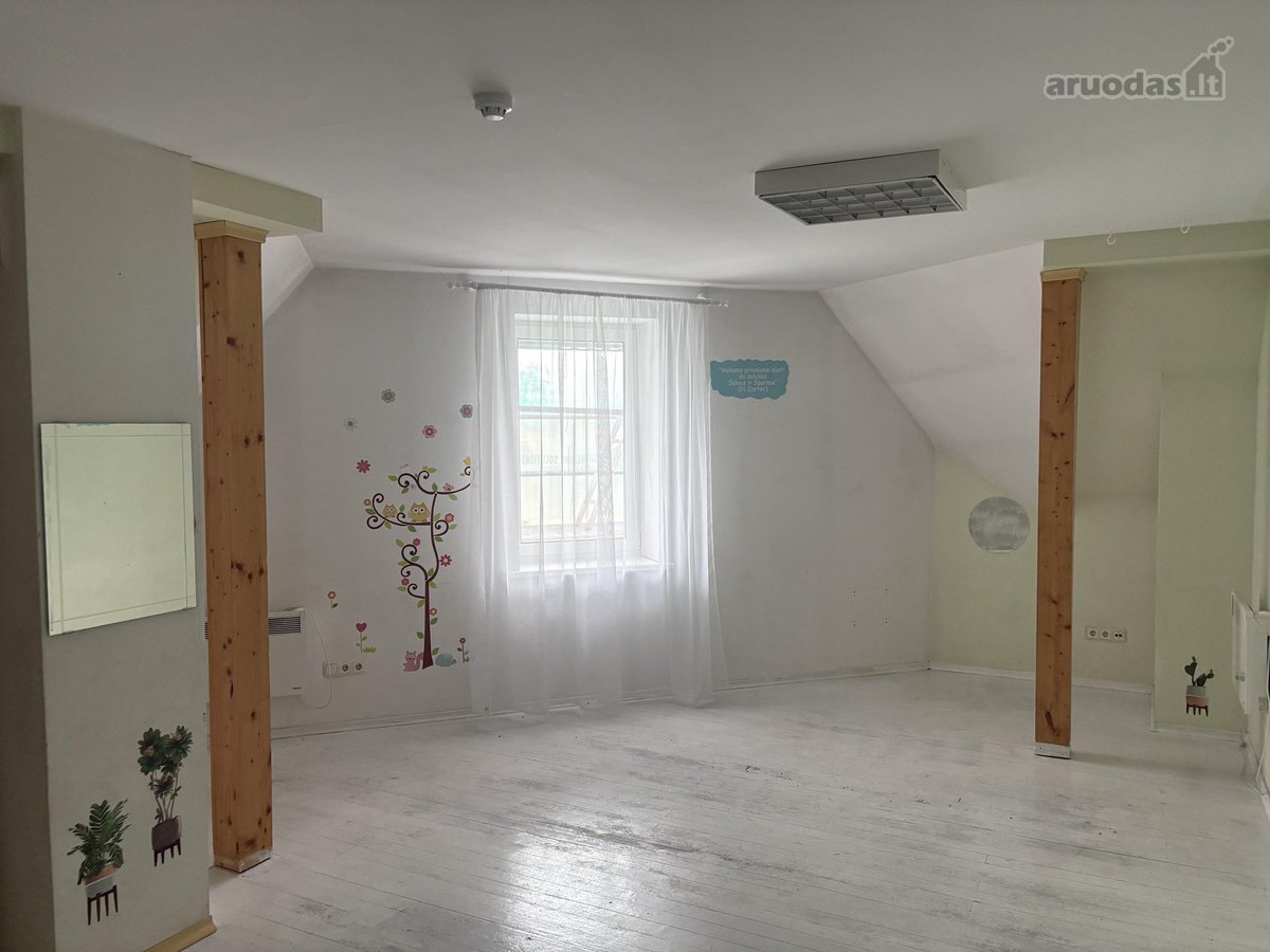 Nuomojamos trečiame aukšte komerciniai