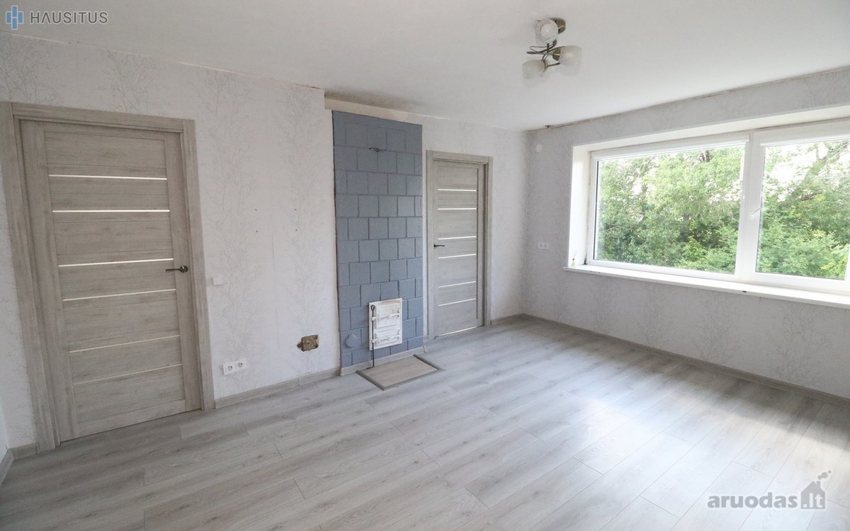 Parduodamas Trijų Kambarių Butas Šalia - nuotraukos Nr. 16