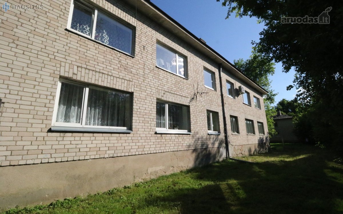 Parduodamas Trijų Kambarių Butas Šalia - nuotraukos Nr. 2