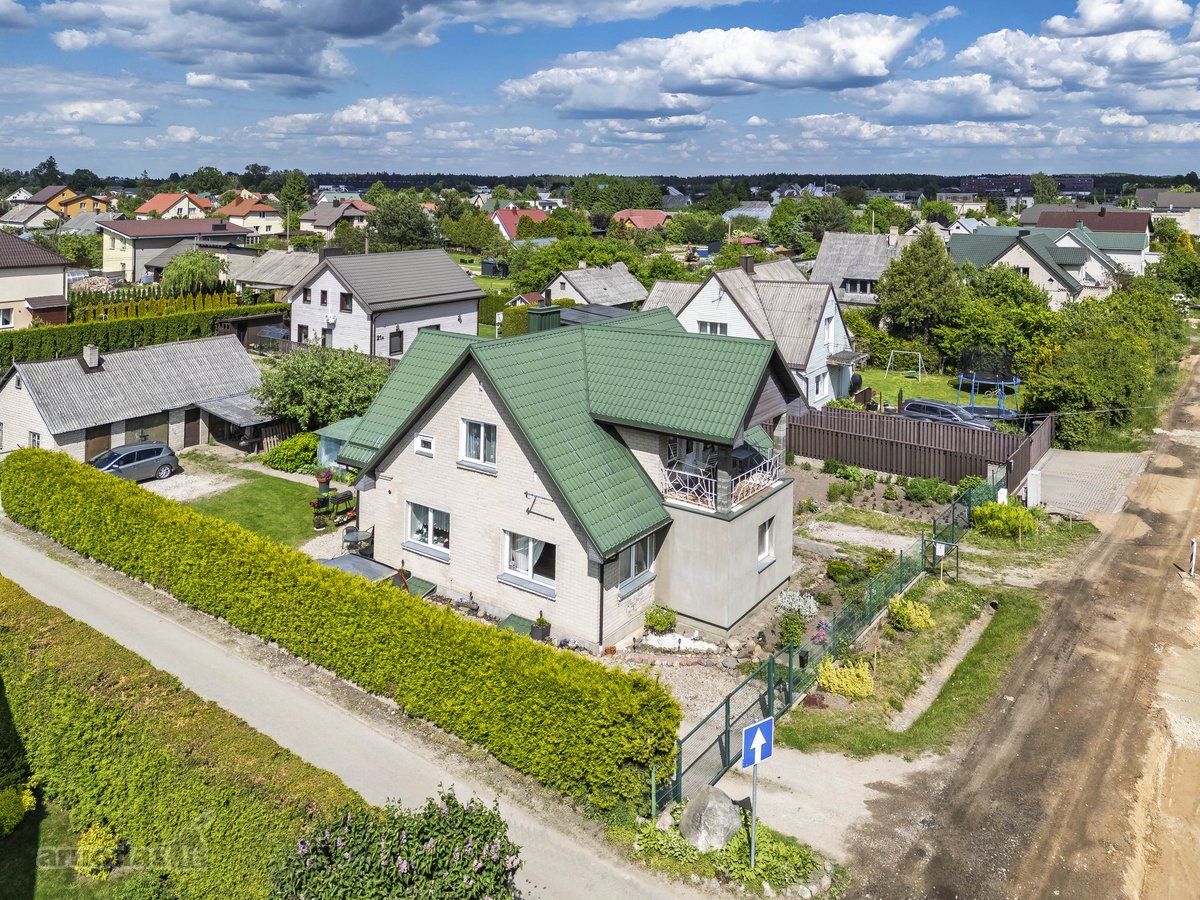 Parduodama šviesi ir jauki namo dalis vienoje - nuotraukos Nr. 26