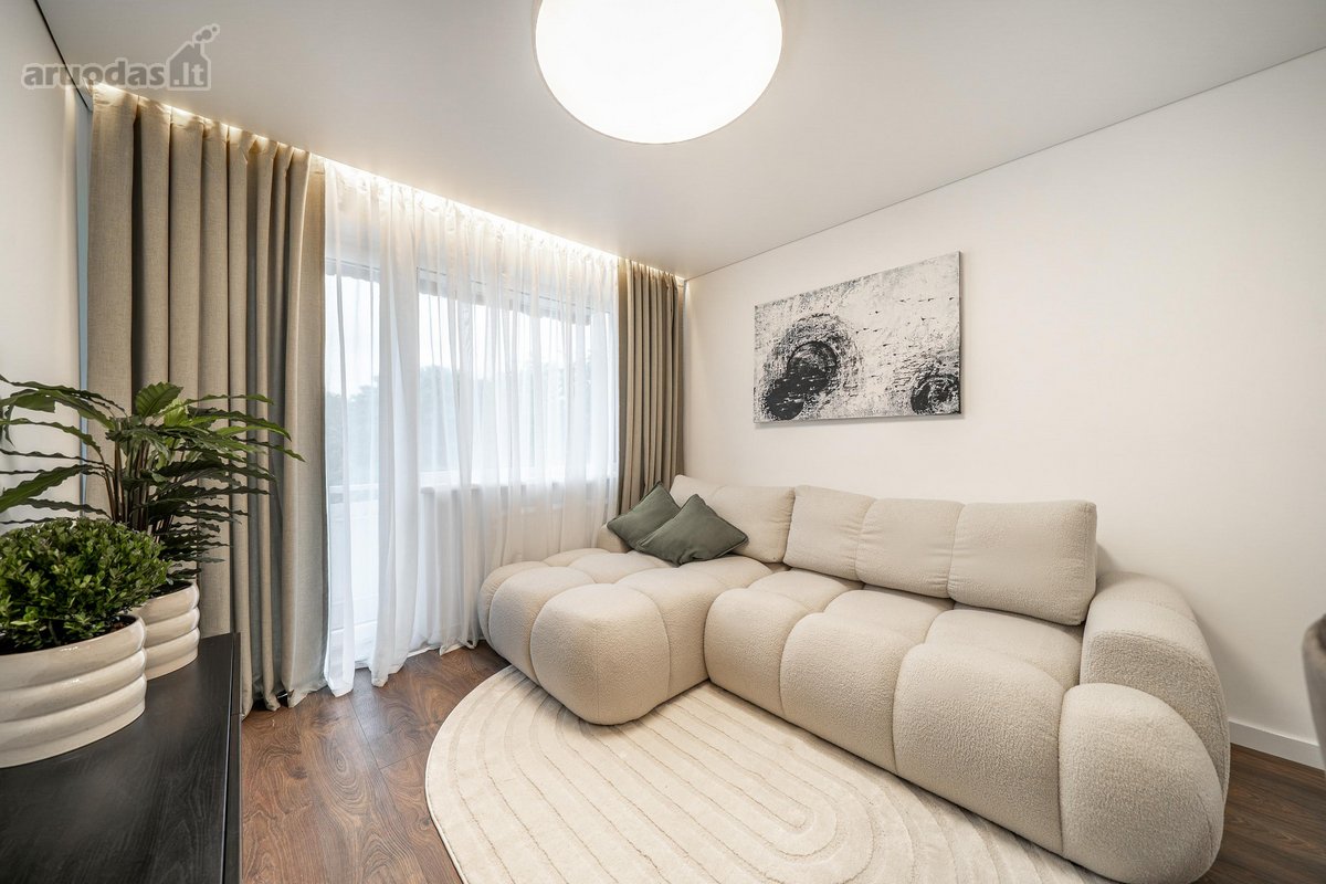 Žirmūnų centre – moderniai suremontuotas 3 - nuotraukos Nr. 3