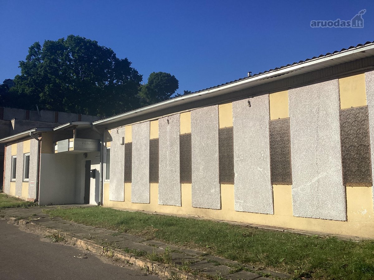 Išnuomojamos 180m2 komercinės-prekybinės