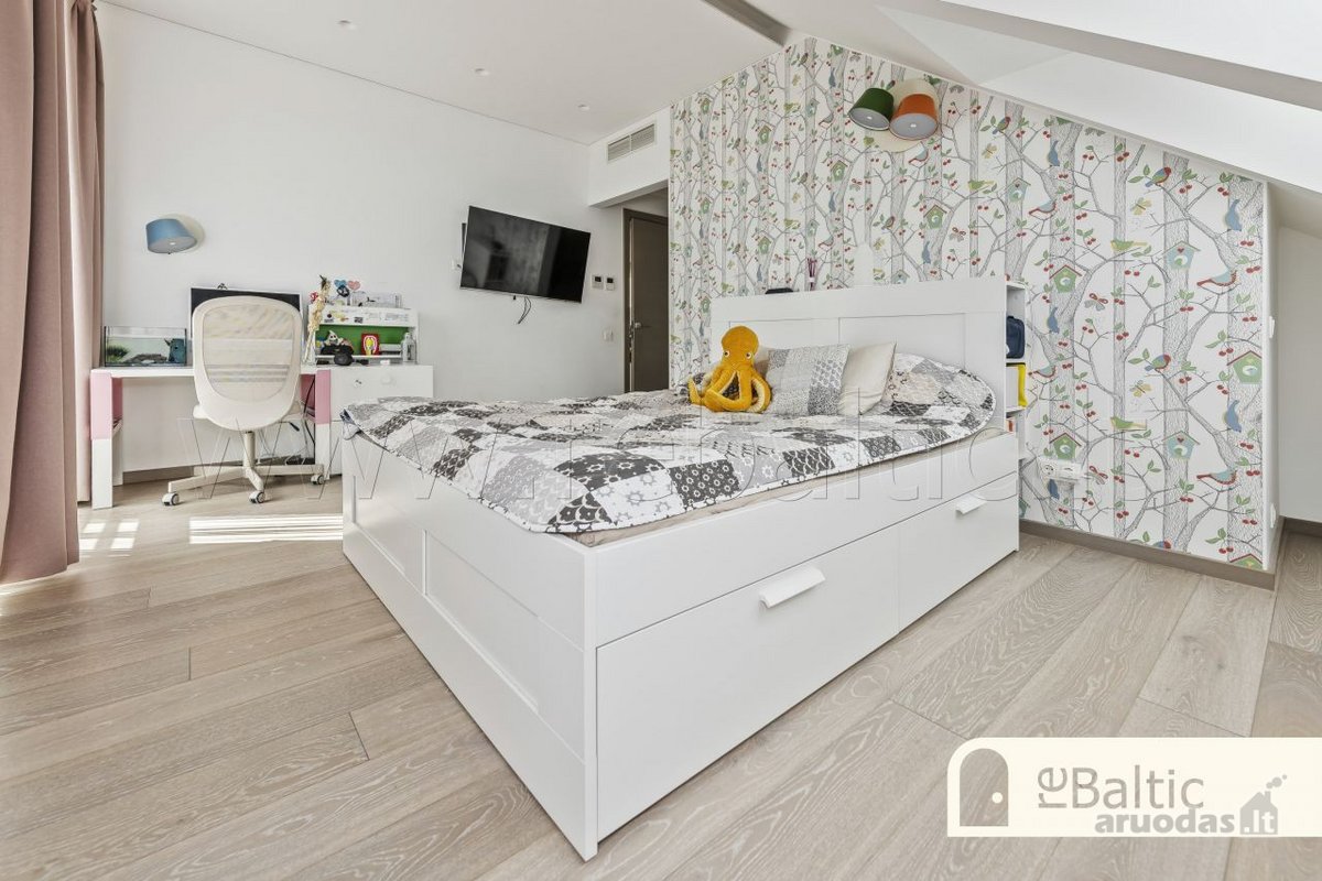 Prestižiniai 4 kambarių apartamentai - nuotraukos Nr. 15