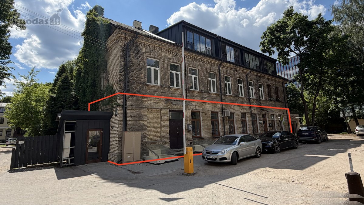 Parduodami sujungti butai-patalpos Kalvarijų