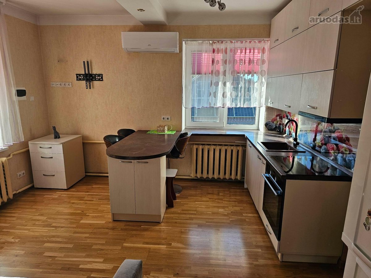 Parduodama Namo Dalis Joniškio Miesto Centre - nuotraukos Nr. 5