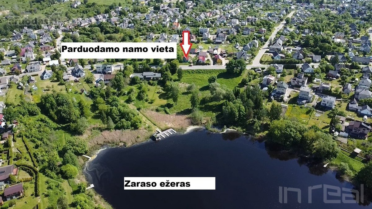 Šalia ežero, kurortiniame Zarasų mieste