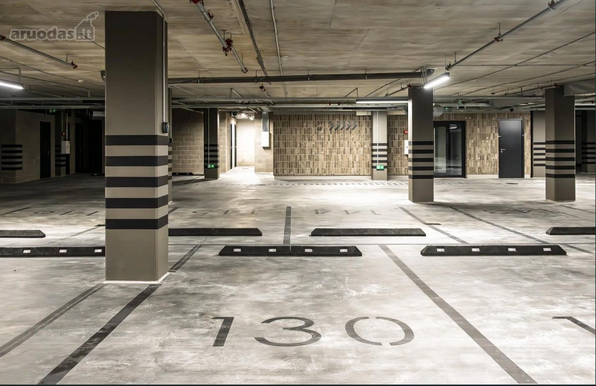 Parduodamas parkingas po Revingio Park Space