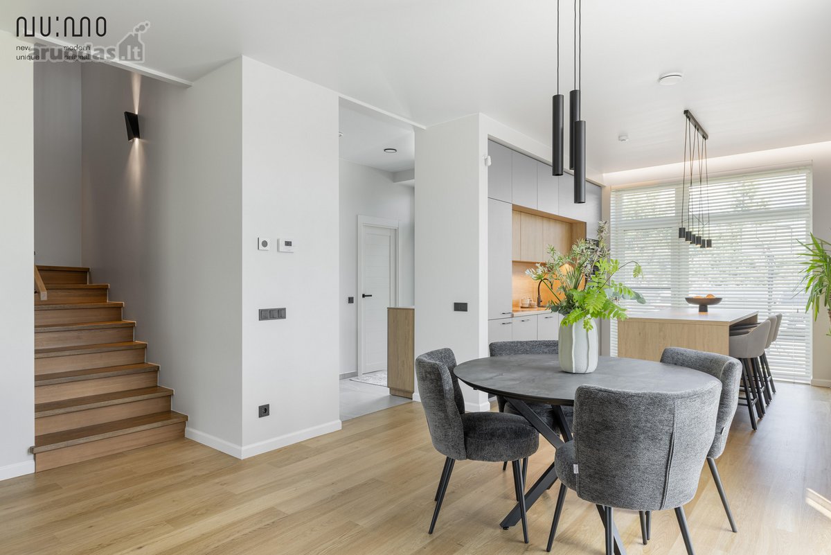 Nepriekaištingos Būklės 126 m2 Ploto Namas - nuotraukos Nr. 4