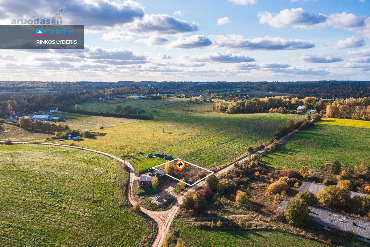 Parduodamas Sklypas Gamtos Apsuptyje: 12 Arų