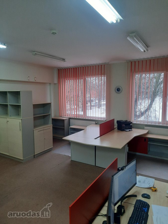 Išnuomuojamas 45 kv. m. biuro patalpos su - nuotraukos Nr. 2