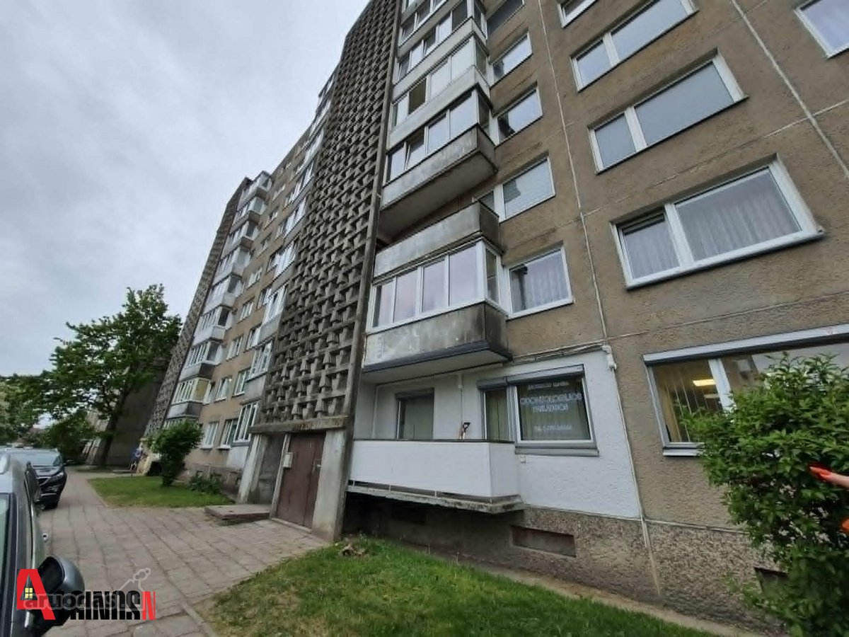 Klaipėdoje, Taikos pr. 111 parduodamas