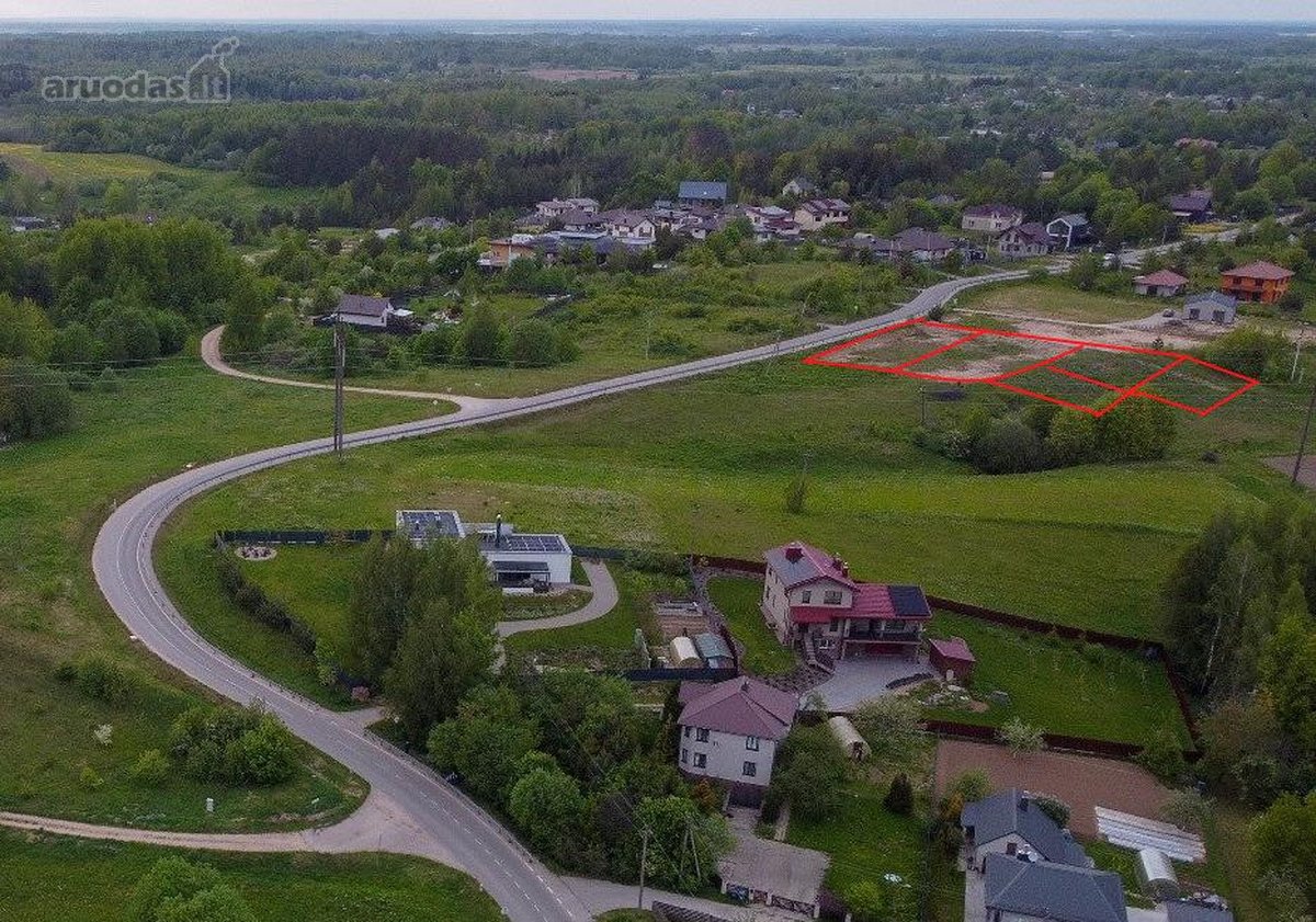 Sudervėje netoli dviejų ežerų Vilnojos ir