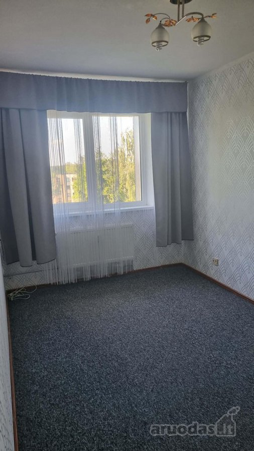 Parduodamas 2 kambarių butas renovuotame name - nuotraukos Nr. 7