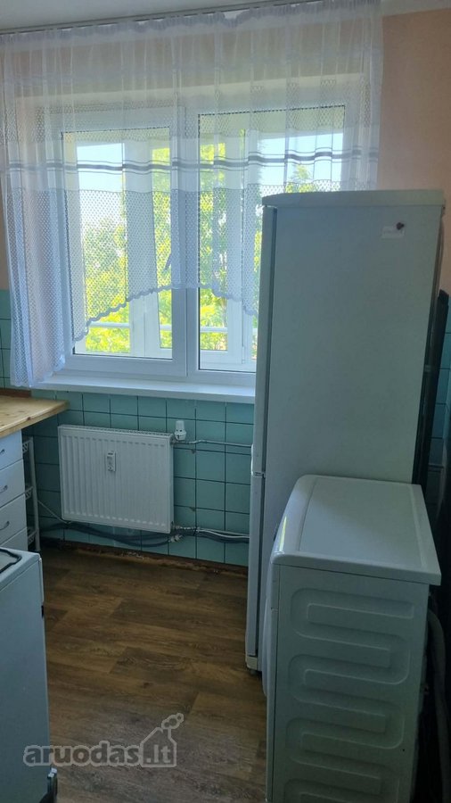 Parduodamas 2 kambarių butas renovuotame name - nuotraukos Nr. 5