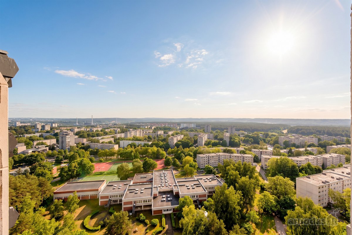 Parduodamas šviesus ir erdvus 3 kambarių - nuotraukos Nr. 37