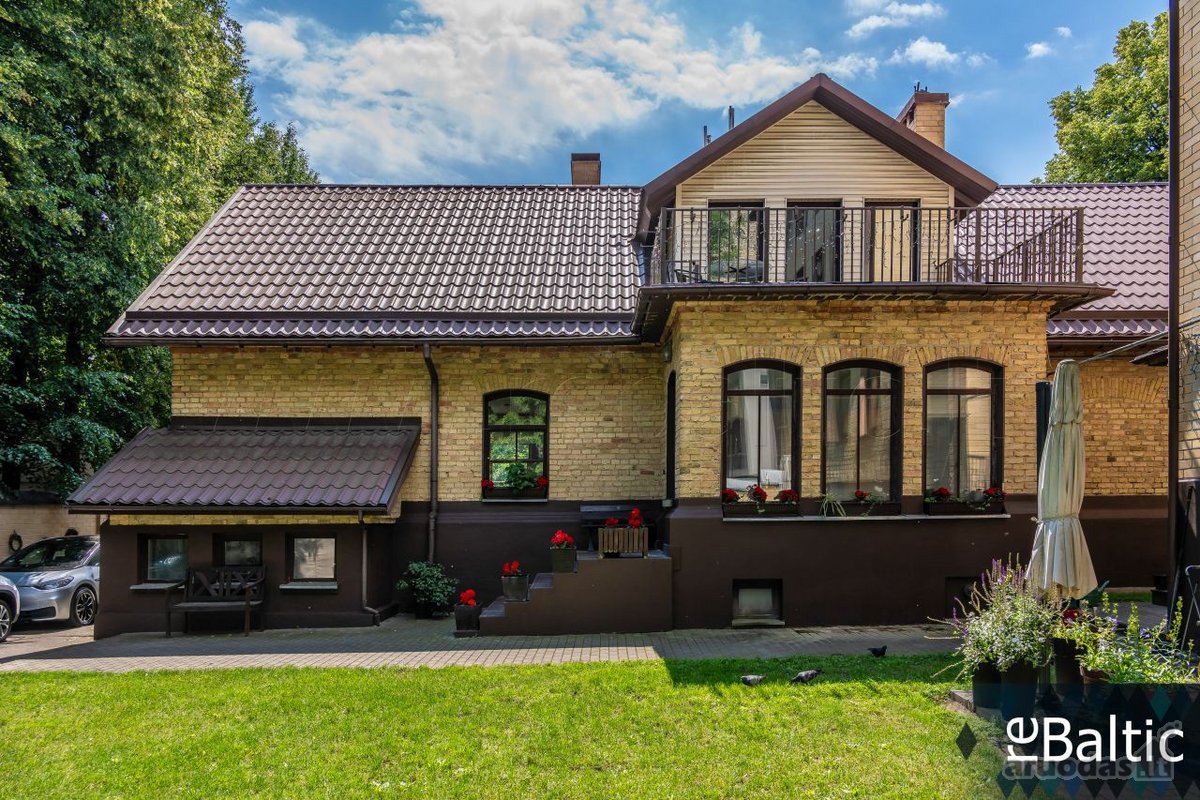 Erdvus namas išskirtinėje vietoje