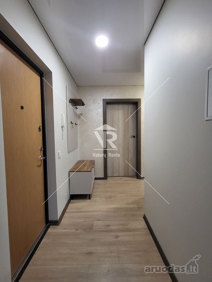 Parduodamas kokybiškai ir moderniai įrengtas - nuotraukos Nr. 7