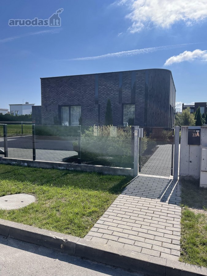 Išnuomojamas modernus vieno aukšto