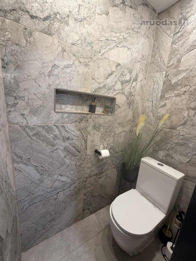 Parduodamas jaukus gyvenamasis namas miško - nuotraukos Nr. 11