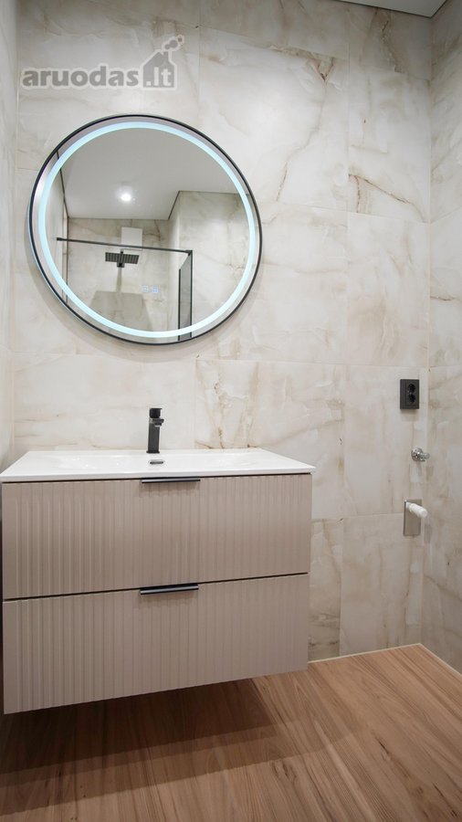 Parduodamas, pilnai renovuotas 3 kambarių - nuotraukos Nr. 11