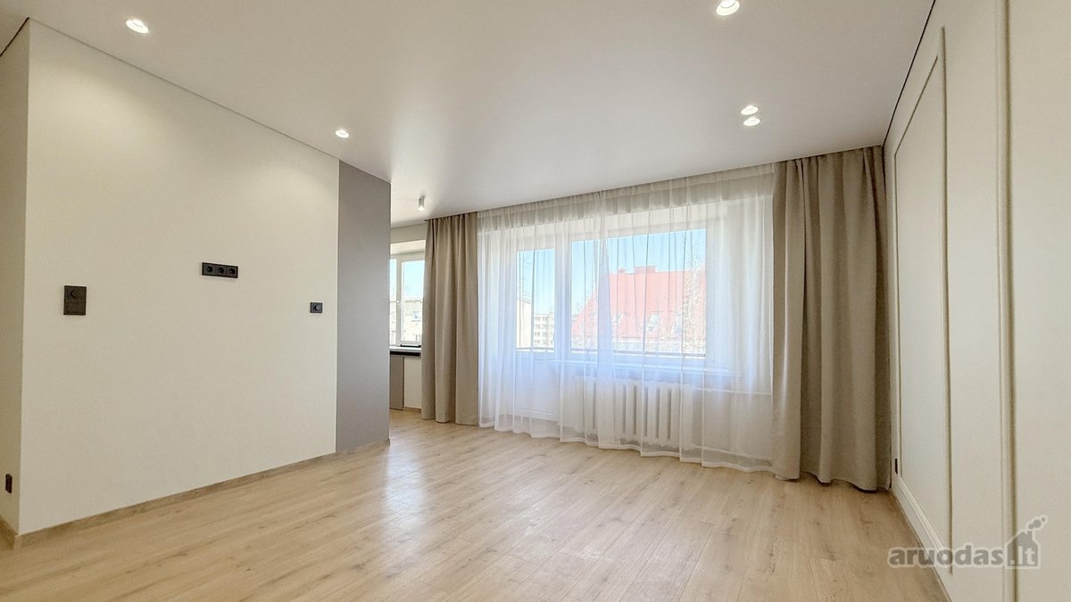 Parduodamas, pilnai renovuotas 3 kambarių - nuotraukos Nr. 6