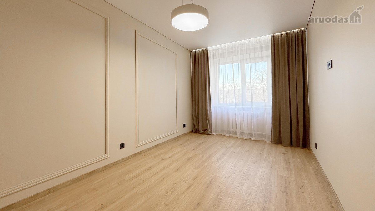 Parduodamas, pilnai renovuotas 3 kambarių - nuotraukos Nr. 13