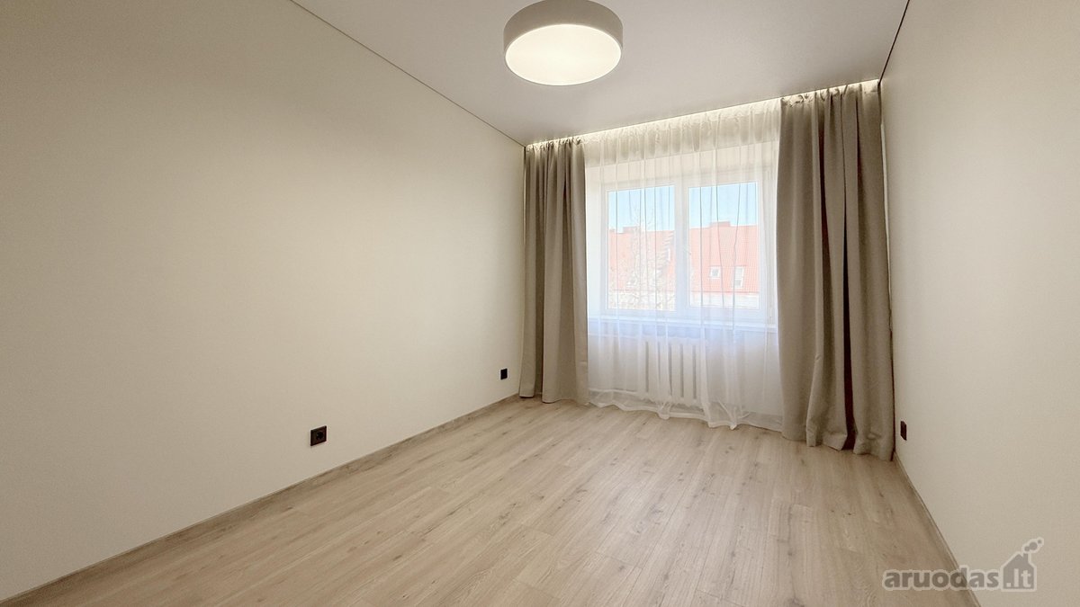 Parduodamas, pilnai renovuotas 3 kambarių - nuotraukos Nr. 15