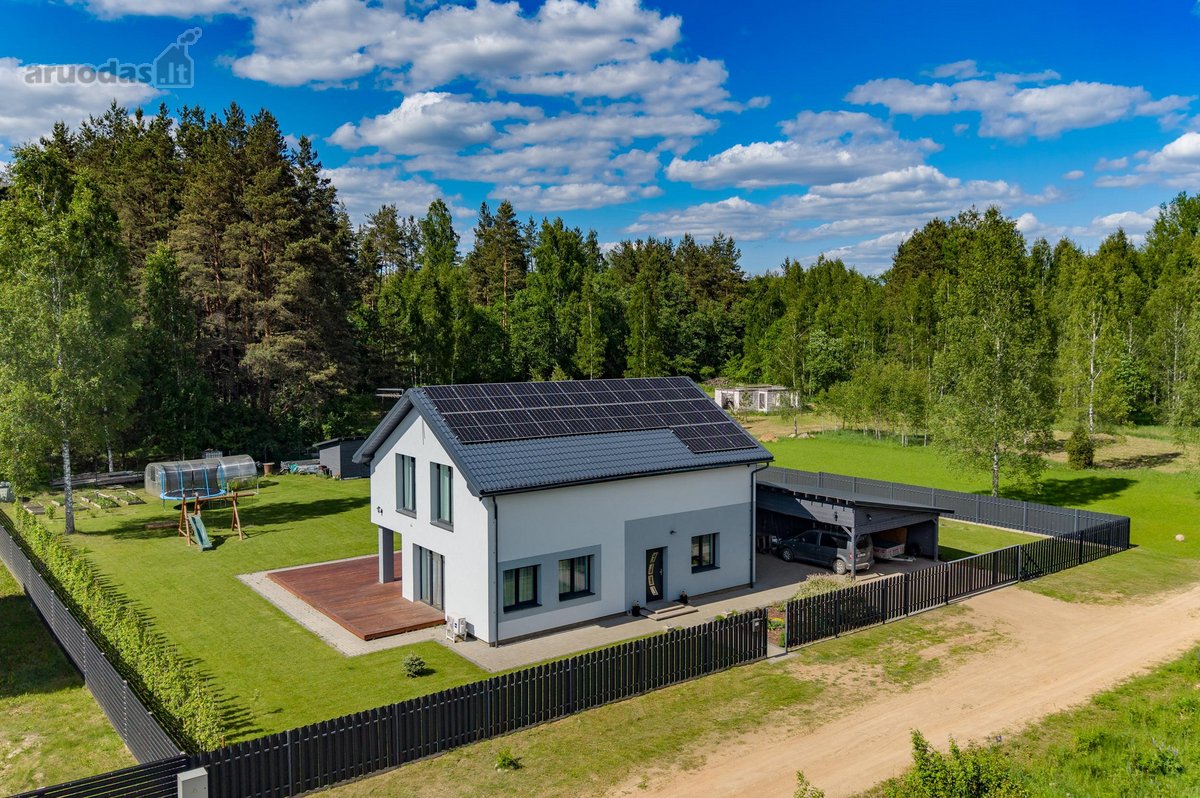 A+ klasės 165 kv.m namas su 20 arų sklypu, 10