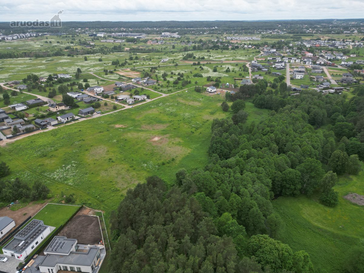 Vilniaus miesto ribose, vos 400 metrų iki - nuotraukos Nr. 28