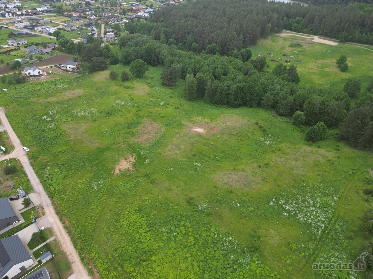 Vilniaus miesto ribose, vos 400 metrų iki - nuotraukos Nr. 36