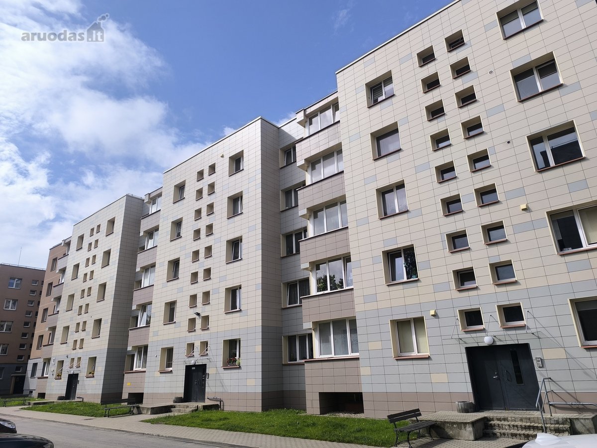 Mėgstamoje Jaunimo g. parduodamas 3 kambarių