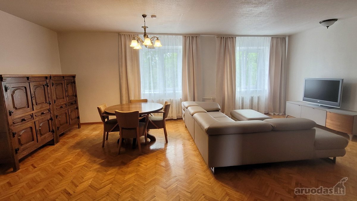 Išnuomojamas erdvus, puikaus išplanavimo - nuotraukos Nr. 2